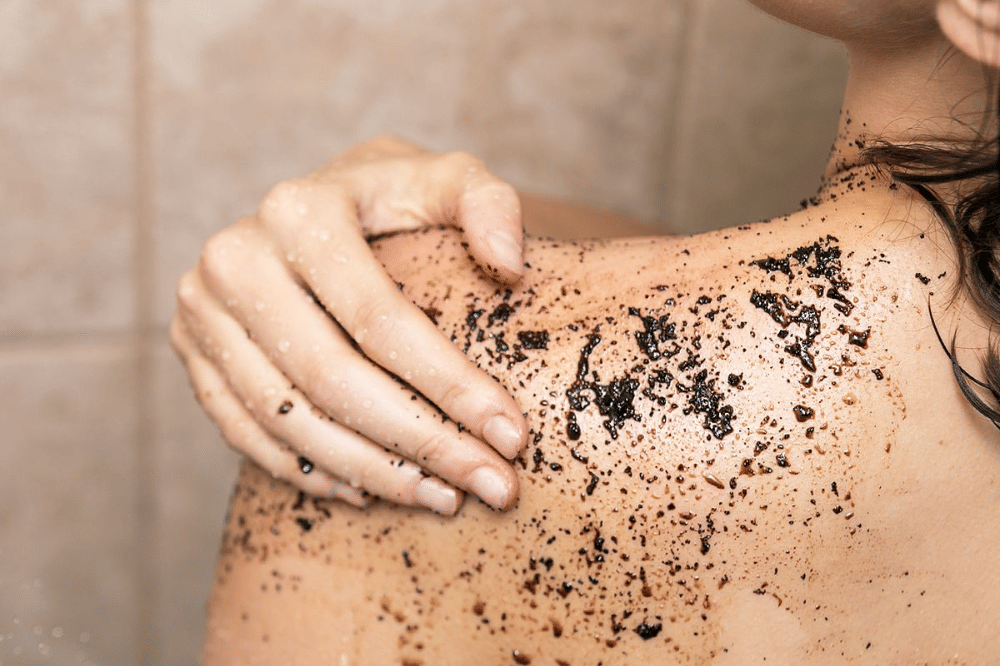 Bolehkah Ibu Hamil Pakai Body Scrub? Ini Penjelasannya