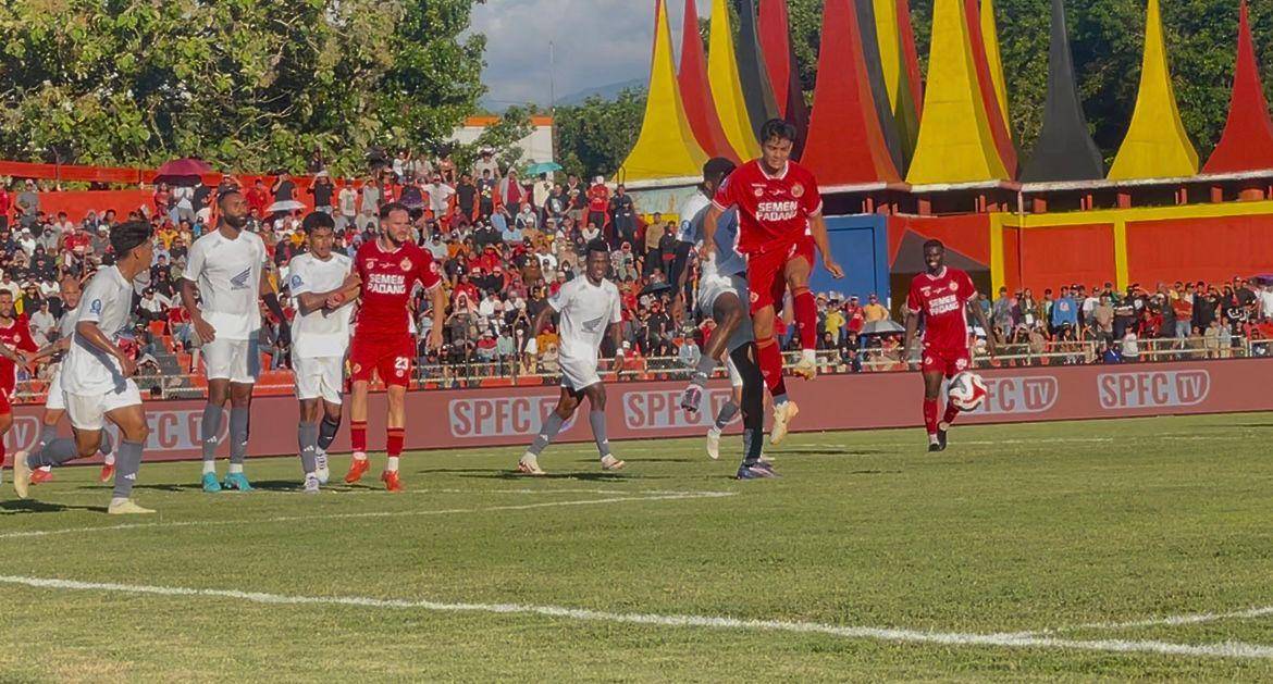PSM Makassar vs Semen Padang FC (Foto: IDN Times/Halbert Caniago)