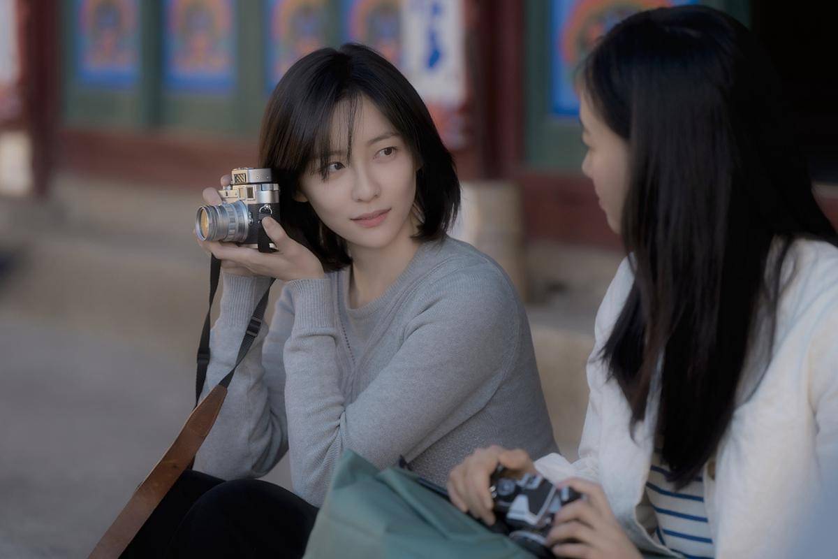 Park Ji Hyun Beli Barang Mewah untuk Tampil di You and Everything Else Park Ji Hyun Beli Barang Mewah untuk Tampil di You and Everything Else