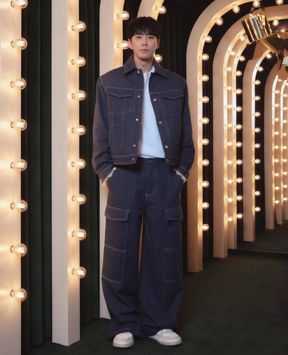 Lee Jun Young (instagram.com/real_2junyoung)
