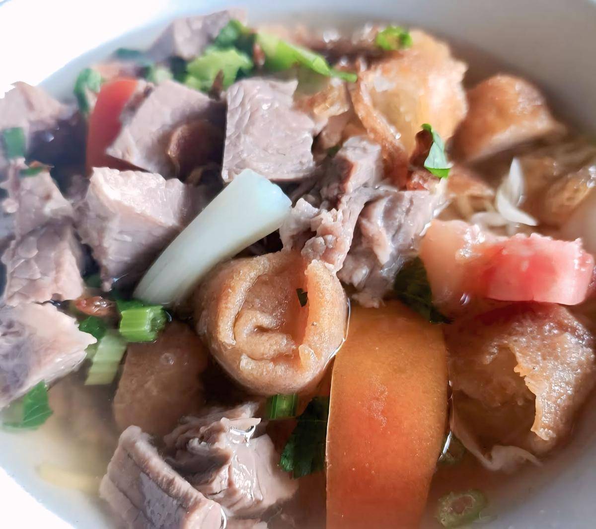 Soto Mie Kang Ismet (google.com/maps/putu sw)