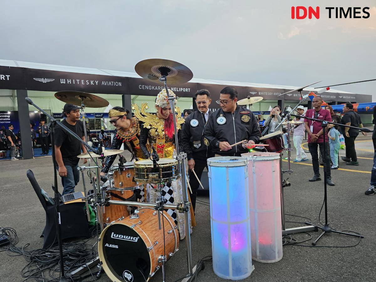 Menteri Ekraf, Teuku Riefky Harsya di gelaran Hexia 2025 (IDN Times/Maya Aulia Aprilianti)