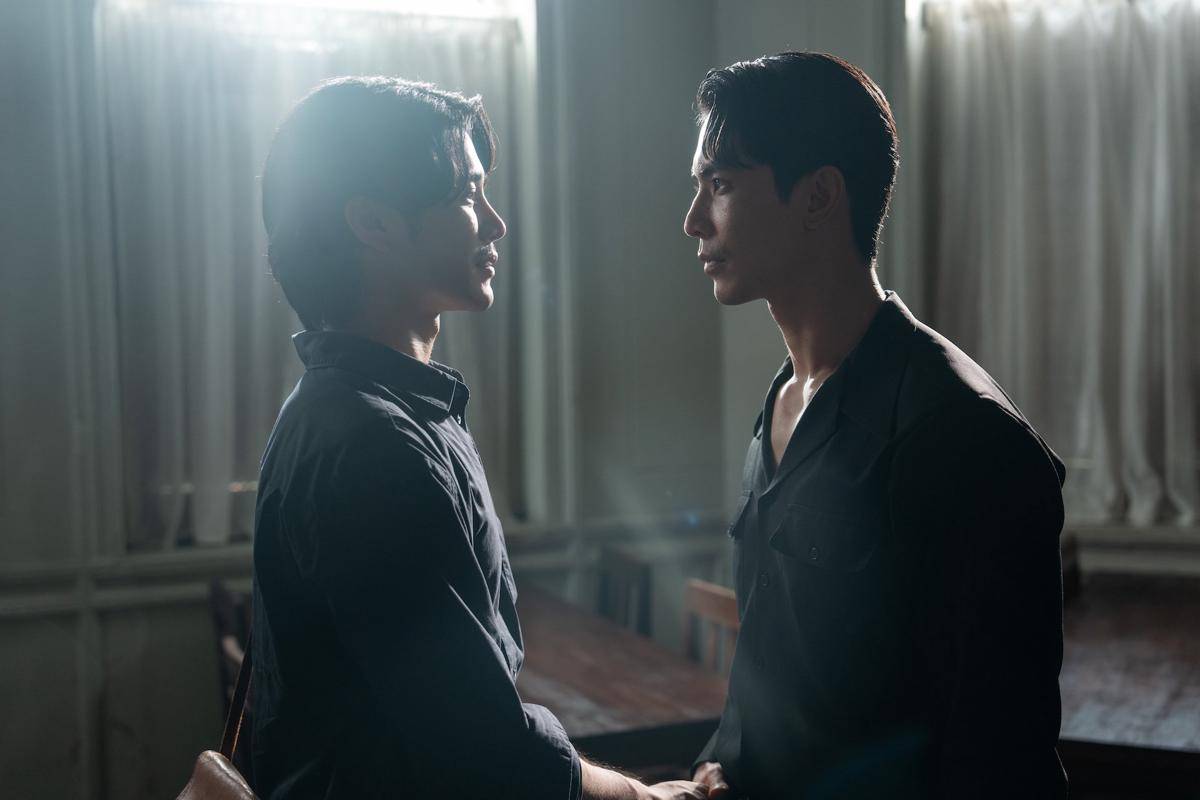still cut Son Yuke di serial Shine (Dok. Be On Cloud/Shine)