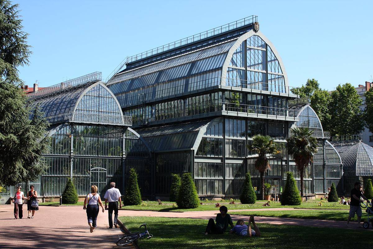 rumah kaca di Parc de la Tête d'or (commons.wikimedia.org/TwoWings)