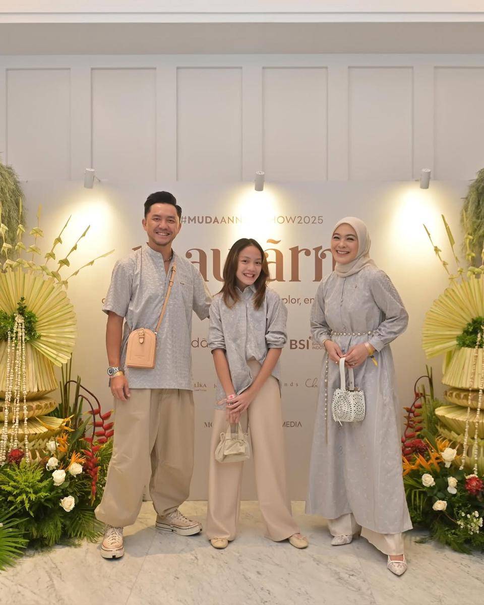 inspirasi OOTD ibu-anak ala Dian Ayu Lestari (instagram.com/dianayulestari)