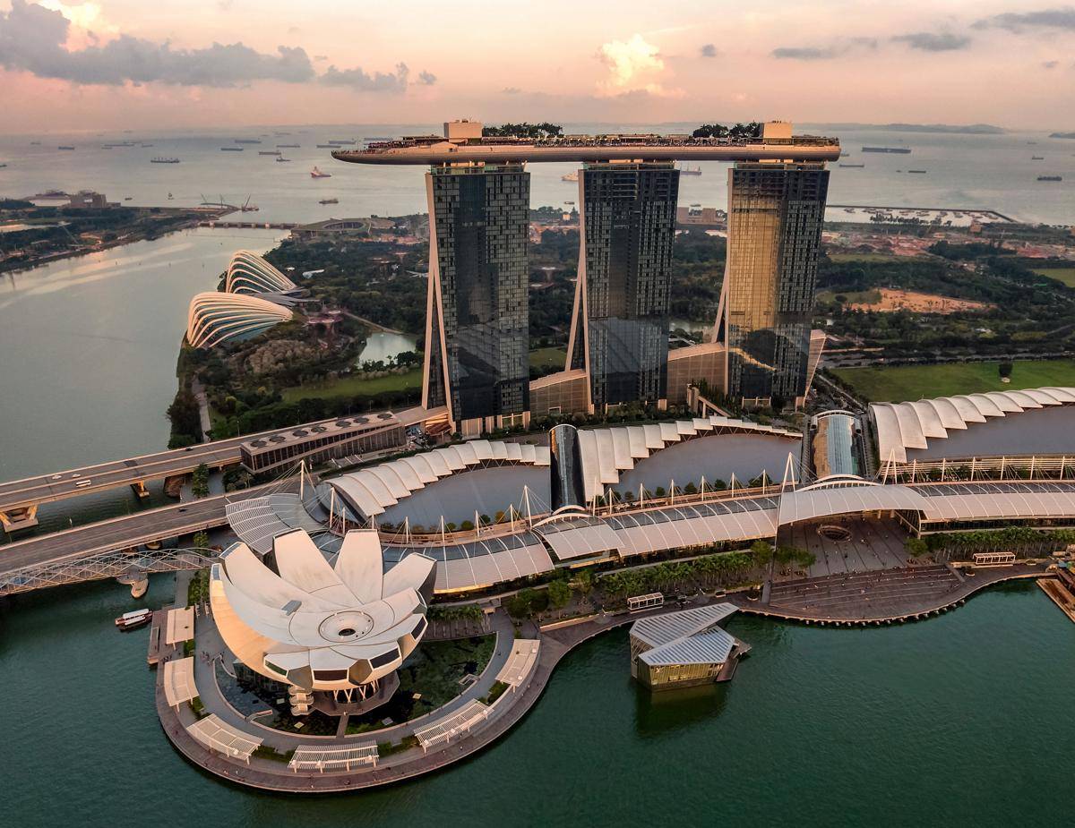 Marina Bay Sands, Singapura (unsplash.com/@huchenme)