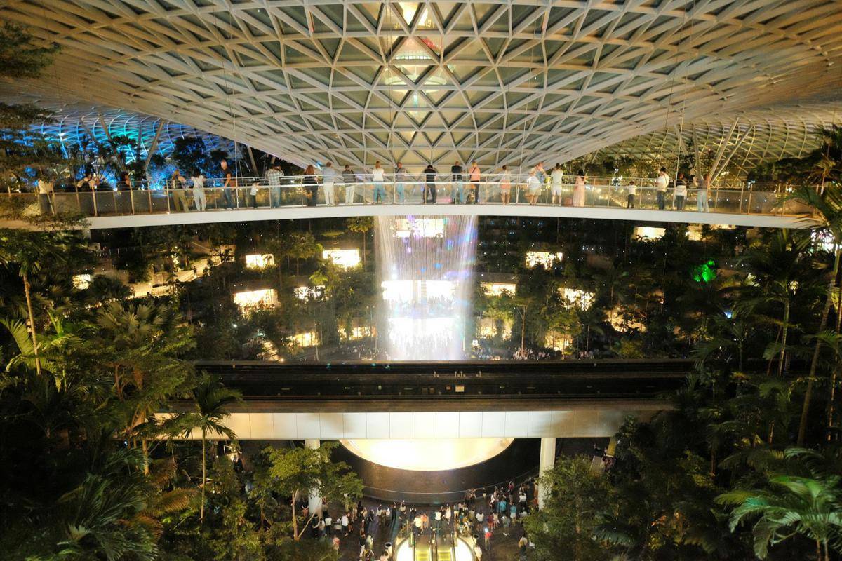 ilustrasi bandara Changi (pexels.com/Jurgen Lasa)