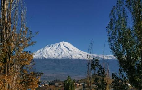 potret Gunung Ararat, Turki (pexels.com/gokcegok)
