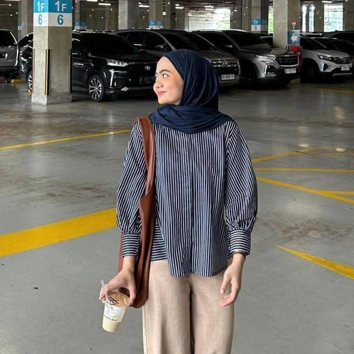 Hosofshopaholic - BELINA SHIRT (shopee.co.id/Hosofshopaholic)