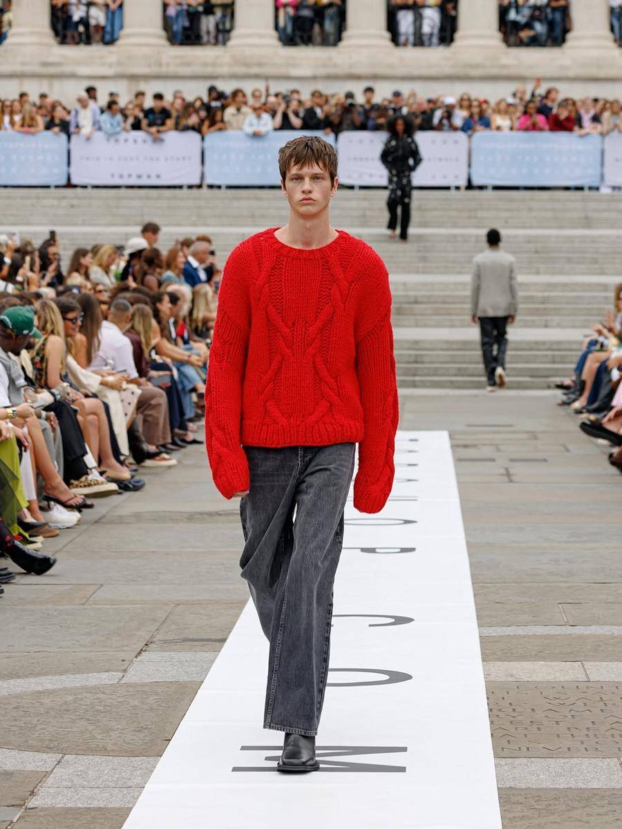 Koleksi Topshop-Topman A/W 2025 (instagram.com/topshop)