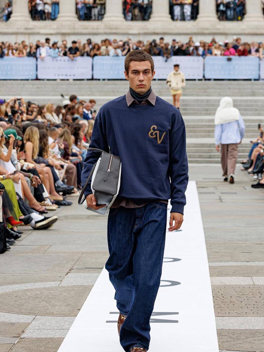 Koleksi Topshop-Topman A/W 2025 (instagram.com/topshop)