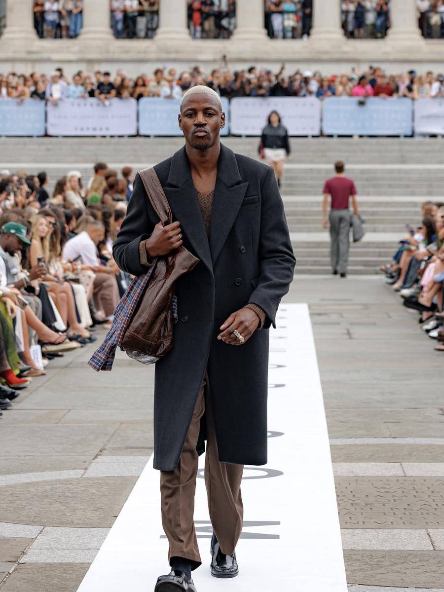 Koleksi Topshop-Topman A/W 2025 (instagram.com/topshop)