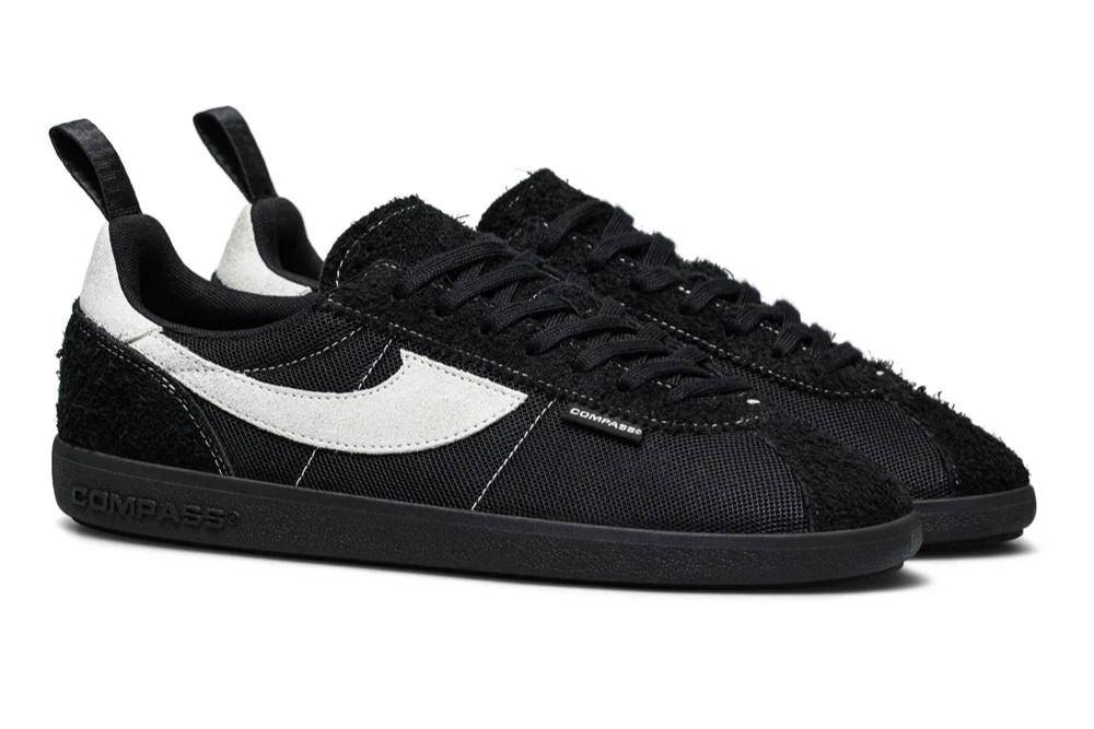 Sepatu Compass Tribune