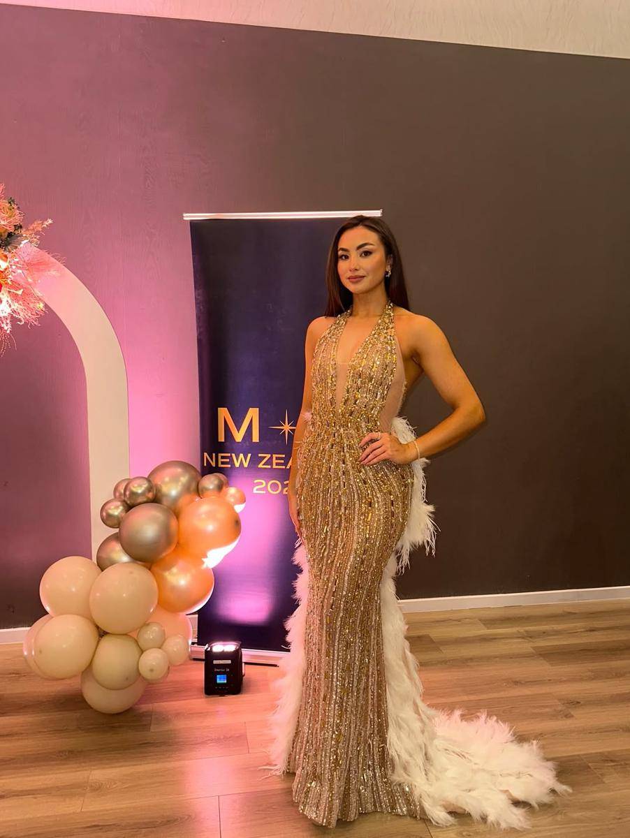 potret Abby Sturgin, Miss Universe Selandia Baru 2025 (instagram.com/abbysturgin)