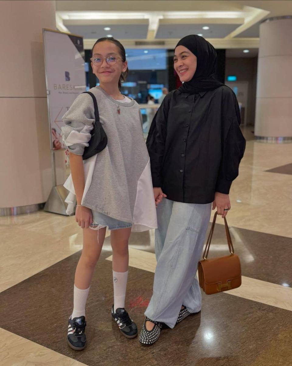 inspirasi OOTD ibu-anak ala Dian Ayu Lestari (instagram.com/dianayulestari)