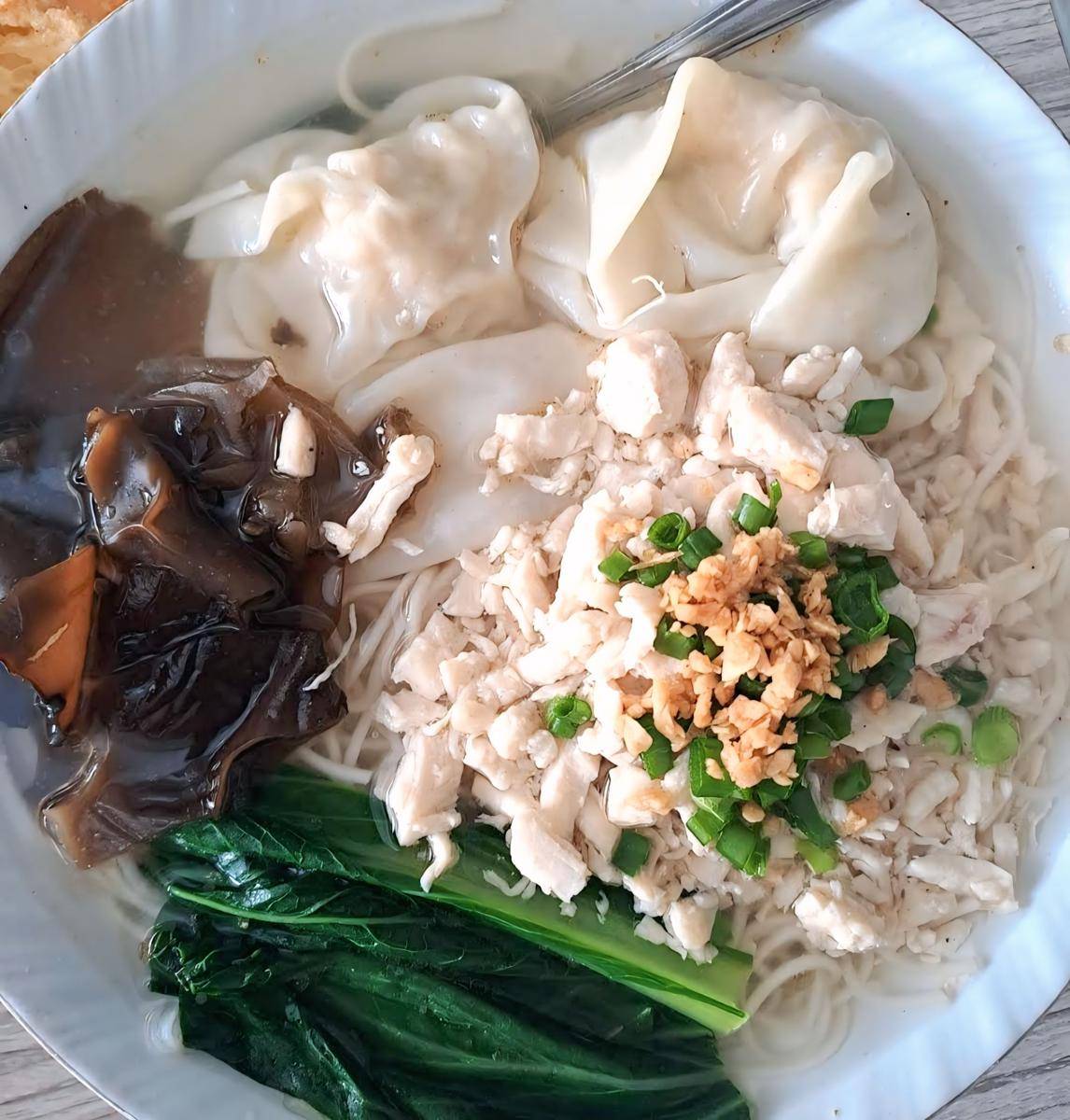 Bakmi Tjap Ayam (google.com/maps/Min Olu)
