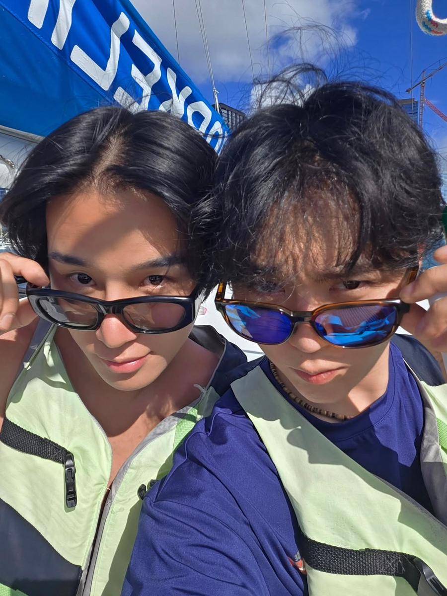potret liburan Seungkwan SEVENTEEN di Hawaii (instagram.com/pledis_boos)