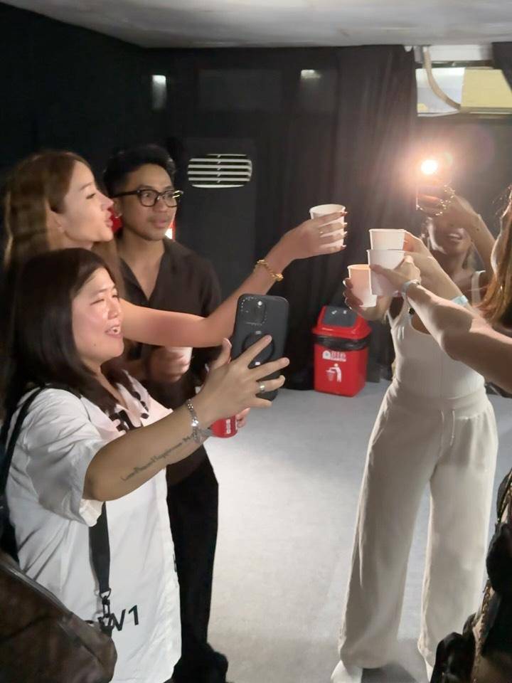 Lucinta Luna ketemu dengan Black Eyed Peas (instagram.com/lucintaluna_manjalita)