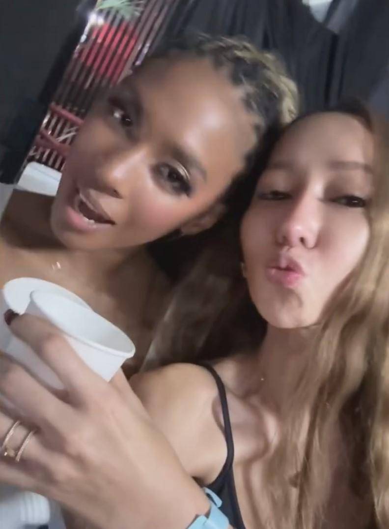 Lucinta Luna ketemu dengan Black Eyed Peas (instagram.com/lucintaluna_manjalita)