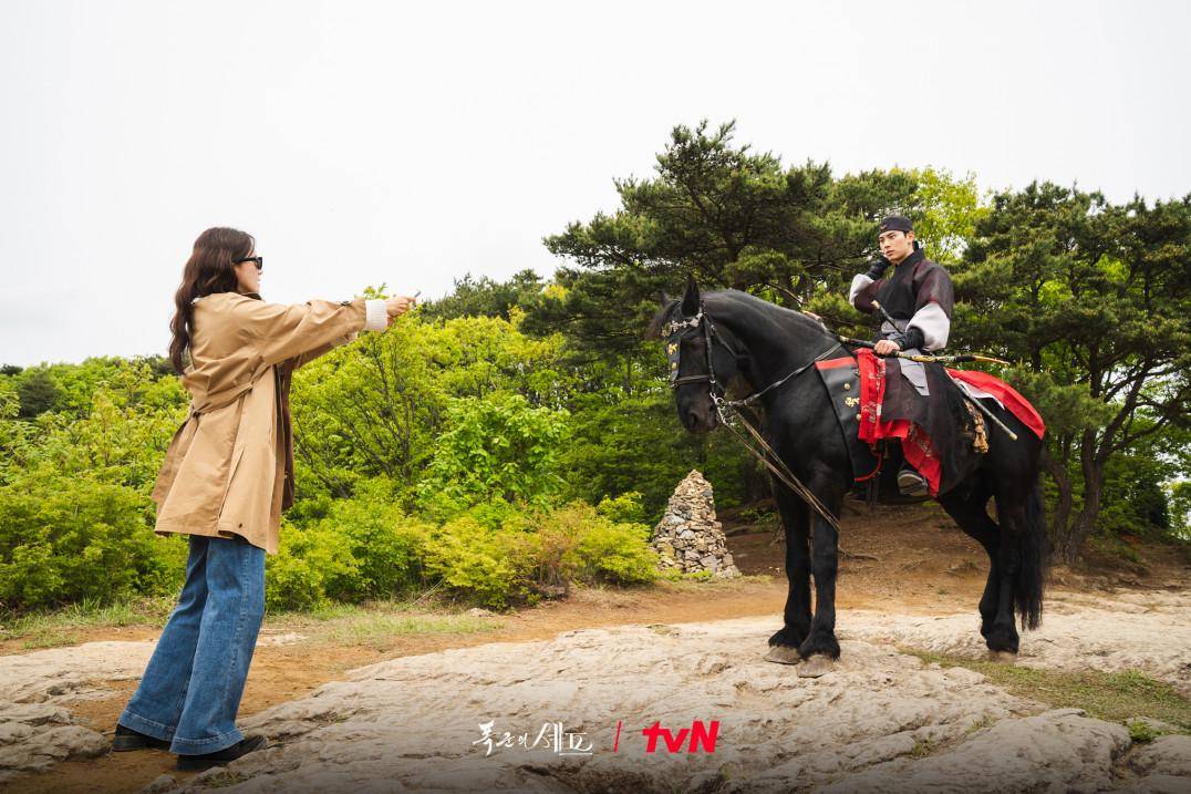 cuplikan drakor Bon Appetite, Your Majesty (dok.tvN/Bon Appetite, Your Majesty)