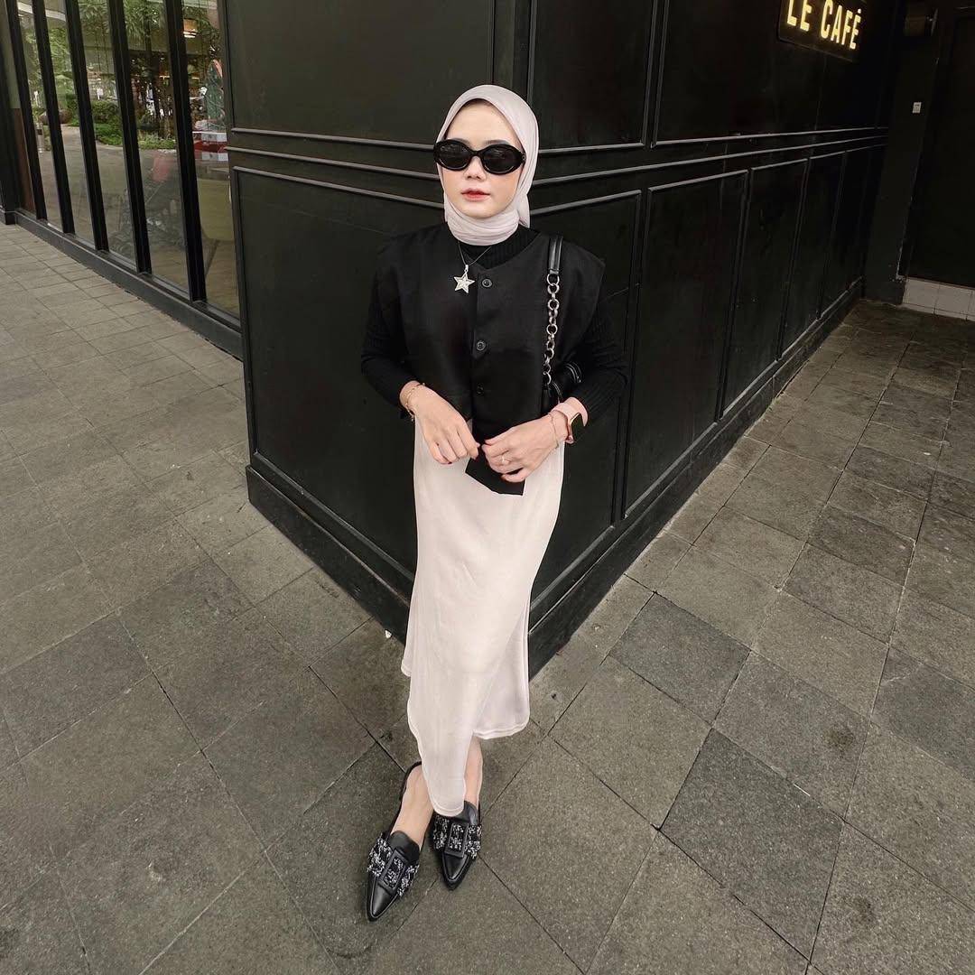 Rizka Husnainy (instagram.com/rizkahsnainy)