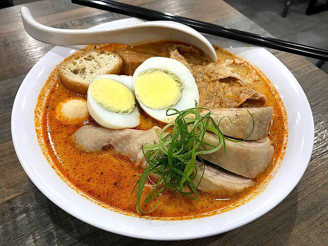 ilustrasi curry laksa (commons.wikimedia.org/Brownc)