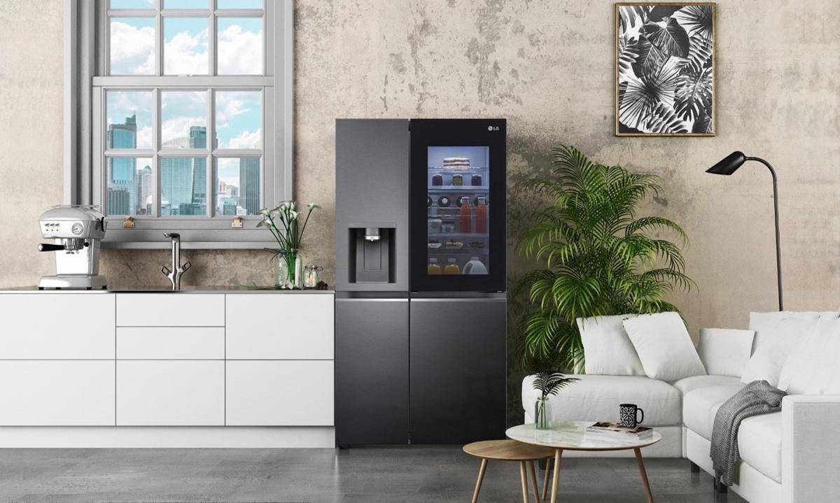 ilustrasi smart refrigerator