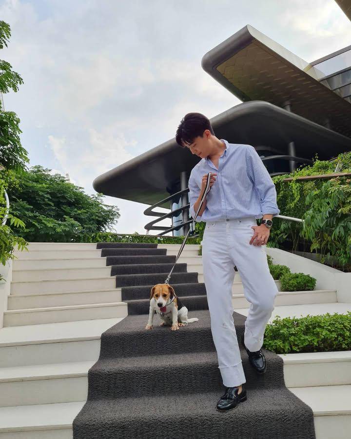 outfit smart casual ala Sarun Naraprasertkul (Instagram.com/nengnn)