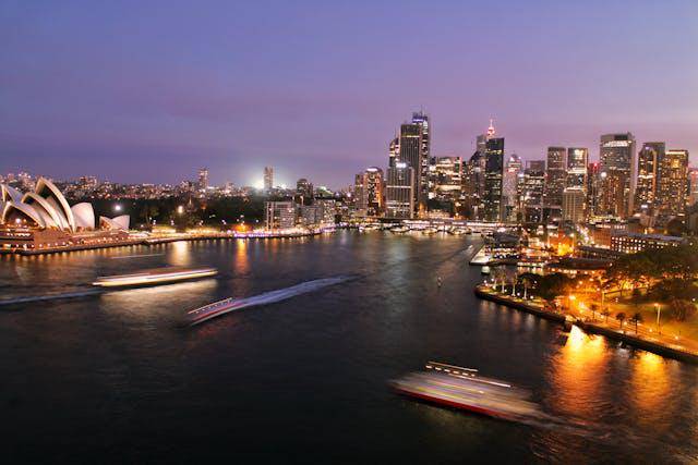 Australia (pexels.com/Patrick McLachlan)