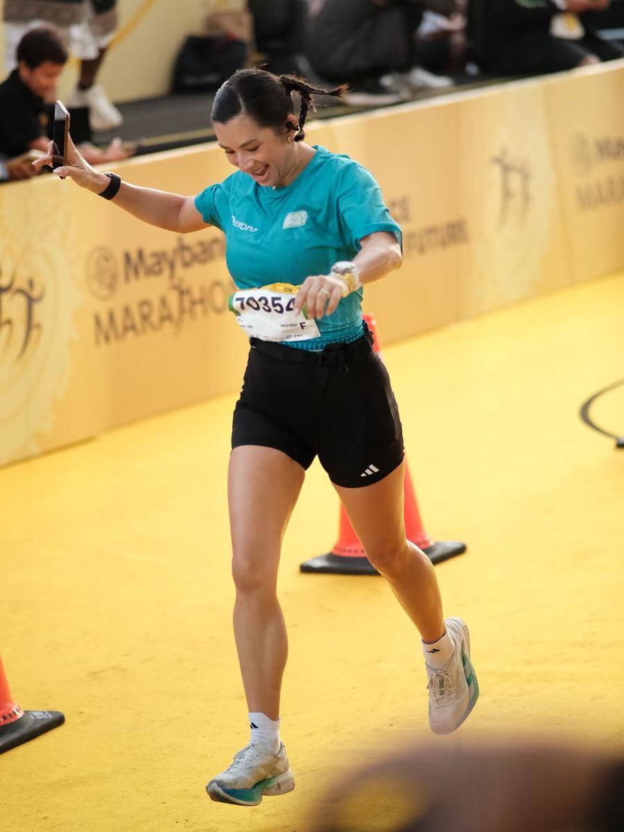 potret Jennifer Bachdim