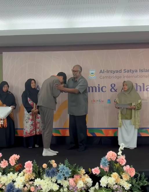 anak Hengky Kurniawan dapat penghargaan di bidang matematika