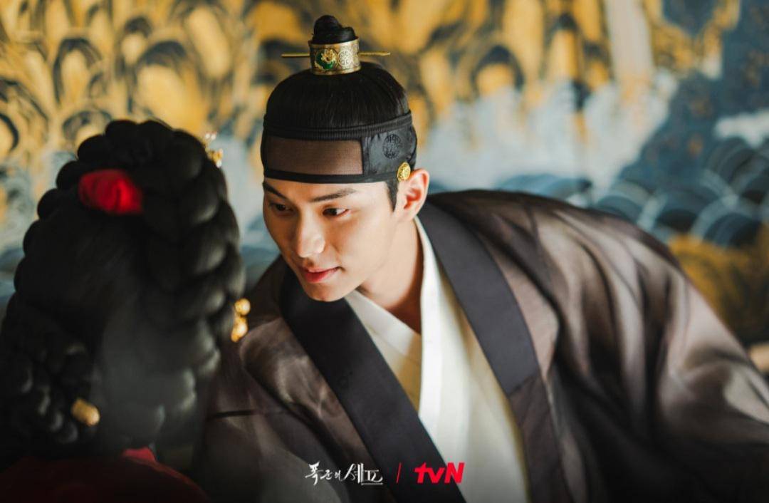 Cuplikan drakor Bon Appetit, Your Majesty