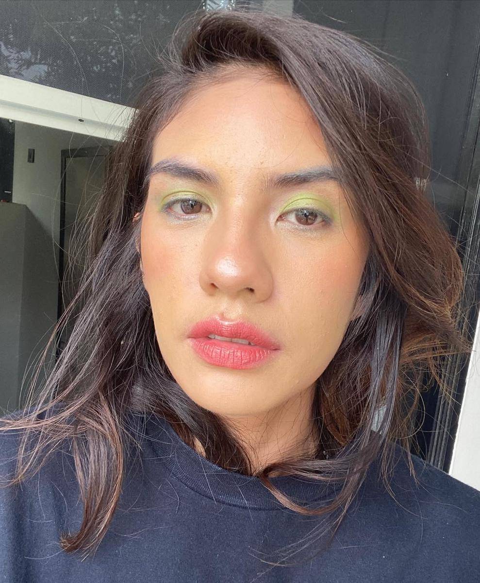 Inspirasi makeup ala Nadila Ernesta (instagram.com/nadila_ernesta)