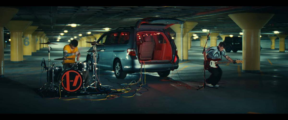 Video klip Drum Show dari Twenty One Pilots (youtube.com/twenty one pilots)