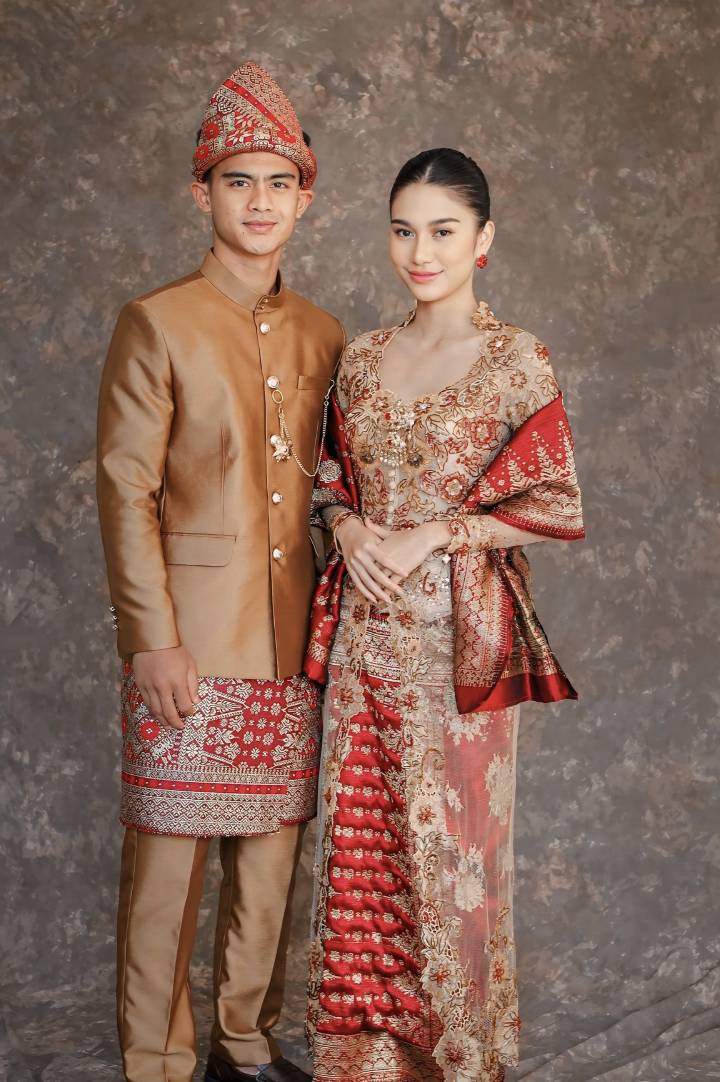 Azizah dan Arhan