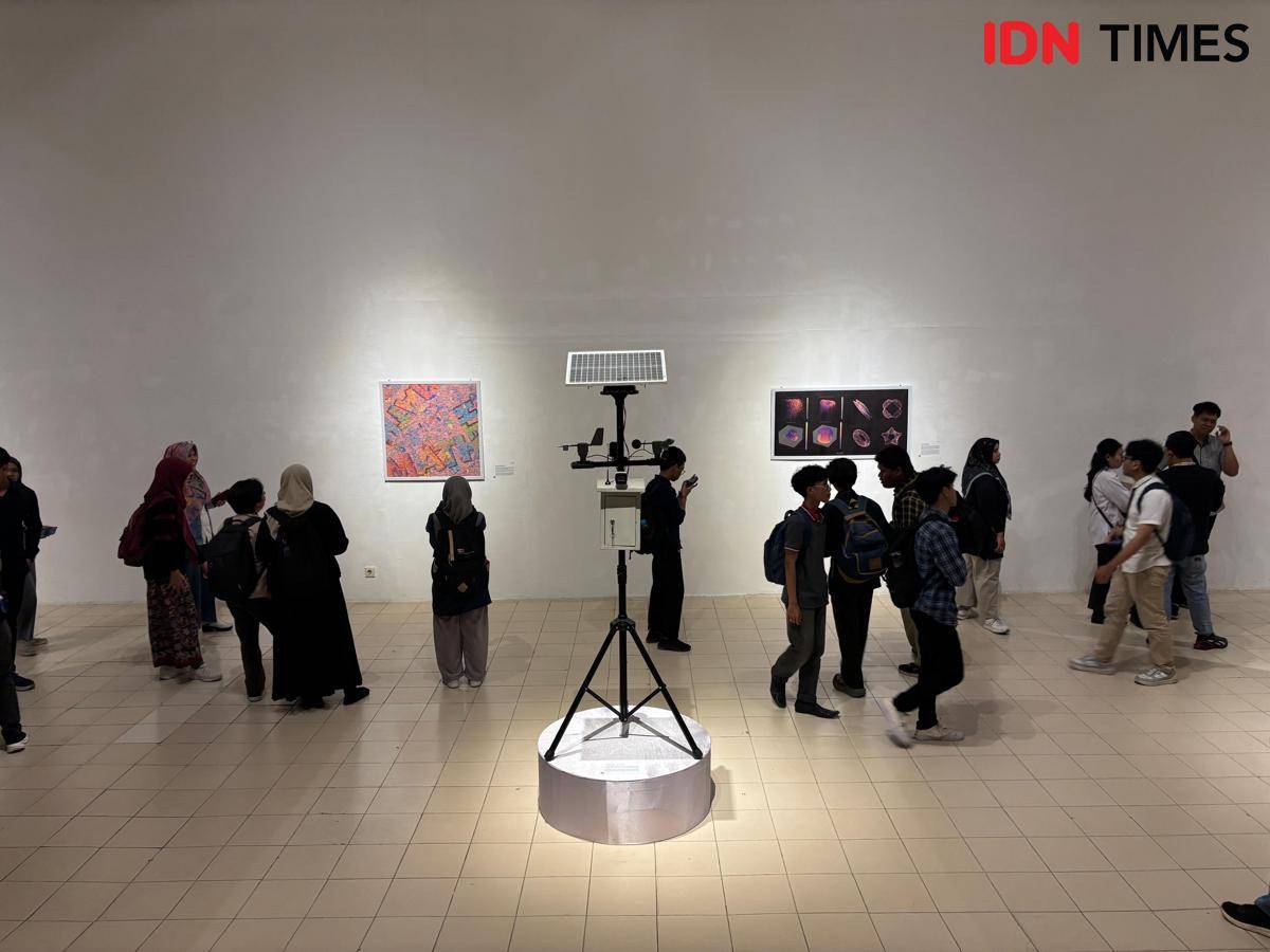 Sains-Seni Melebur dalam Pameran DATA.RT: Indonesia, Life Behind Data