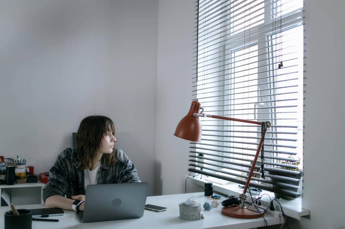 Akuisisi vs Merger: Perbedaan, Contoh, dan Dampaknya bagi Bisnis