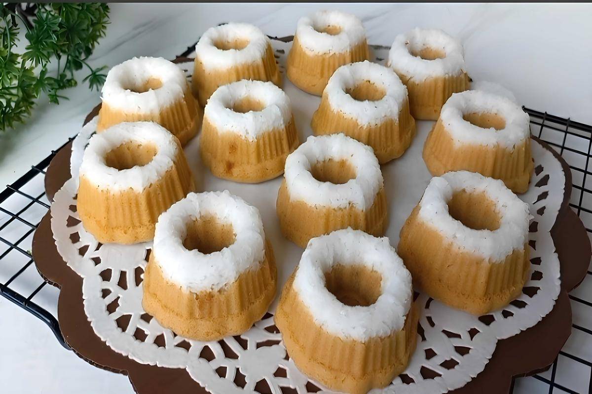 Kue putu ayu gula merah