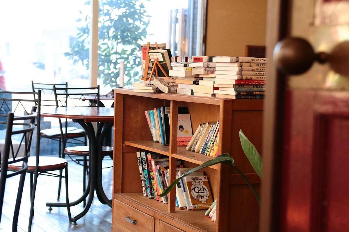 Ilustrasi kafe buku (pixabay.com/orange31)