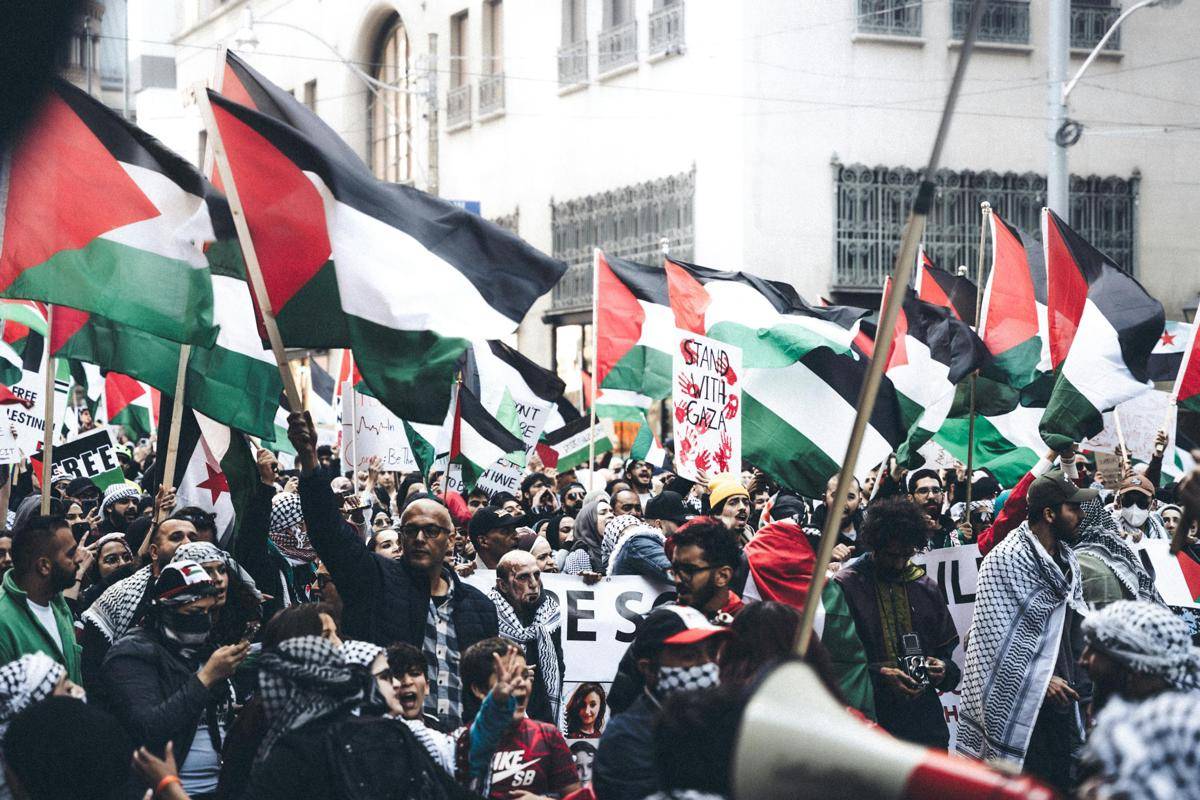 Ilustrasi demo pembelaan palestina (pexels.com/@mohammed-abubakr-201794886)