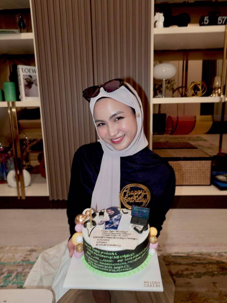 potret ulang tahun Xaviera Putri ke-24 (instagram.com/xavieraaputri)