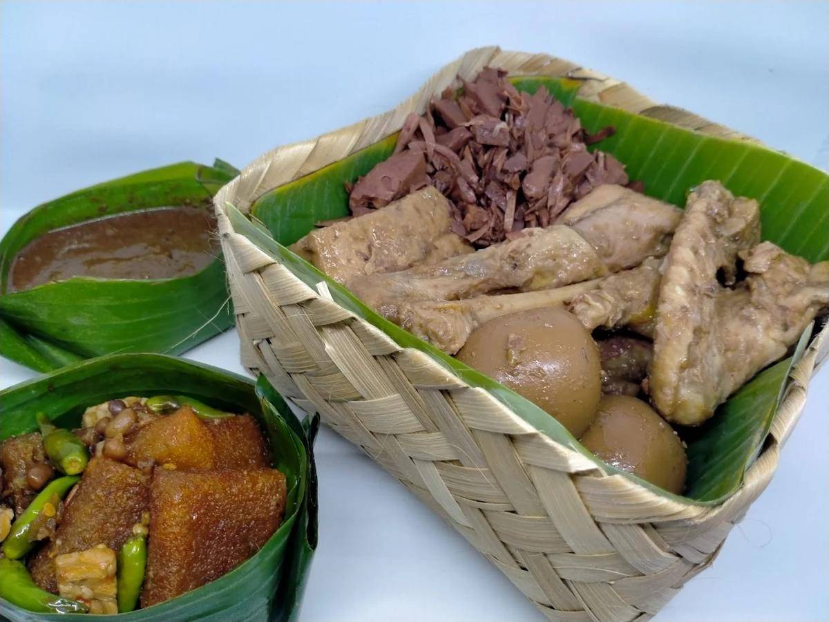 Gudeg Gongso Bu Tini (google.com/Gudeg GONGSO Bu Tini (Cab. Psr Kranggan))
