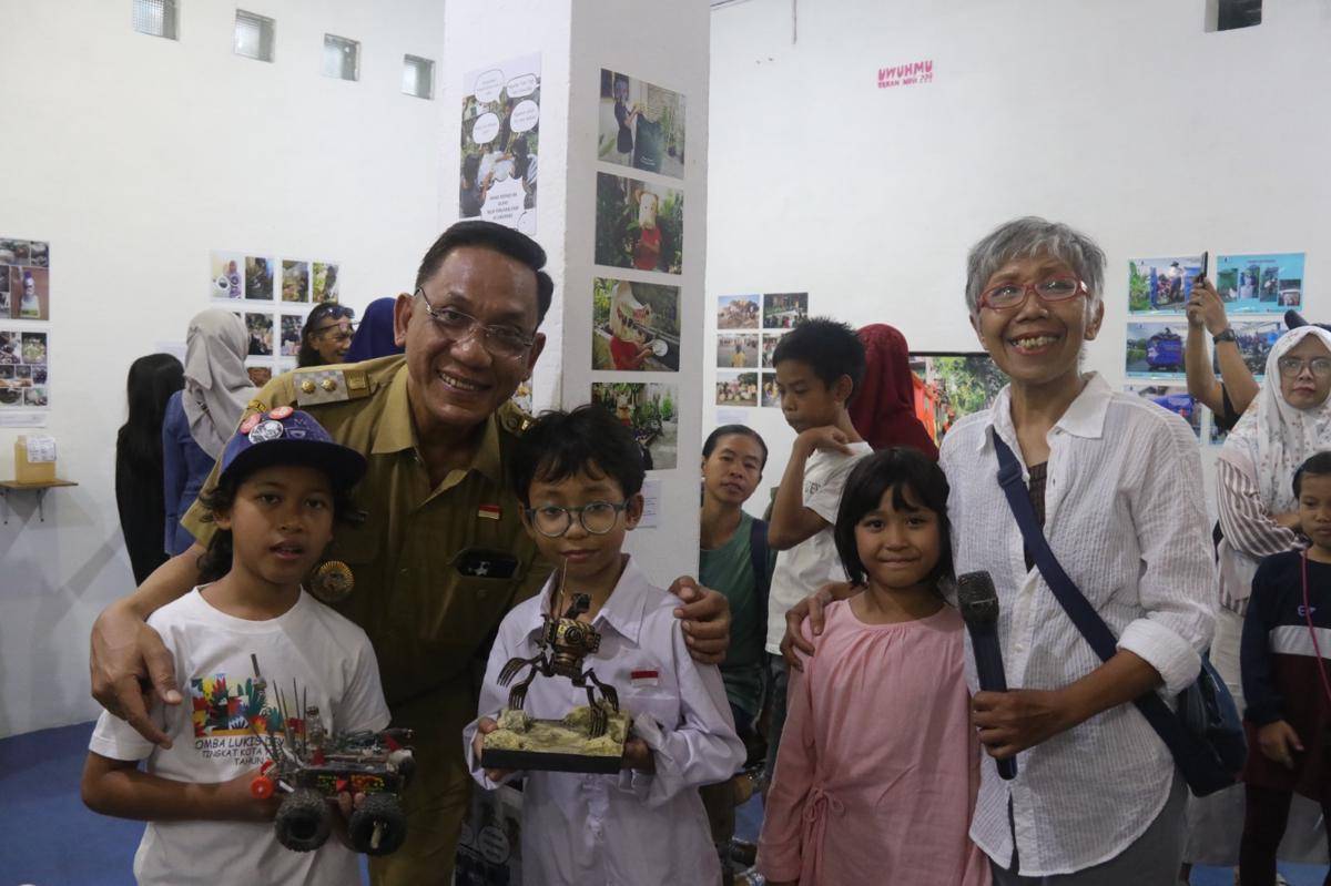 Pameran “Uwuhmu Tekan Ndi” angkat gerakan warga olah sampah