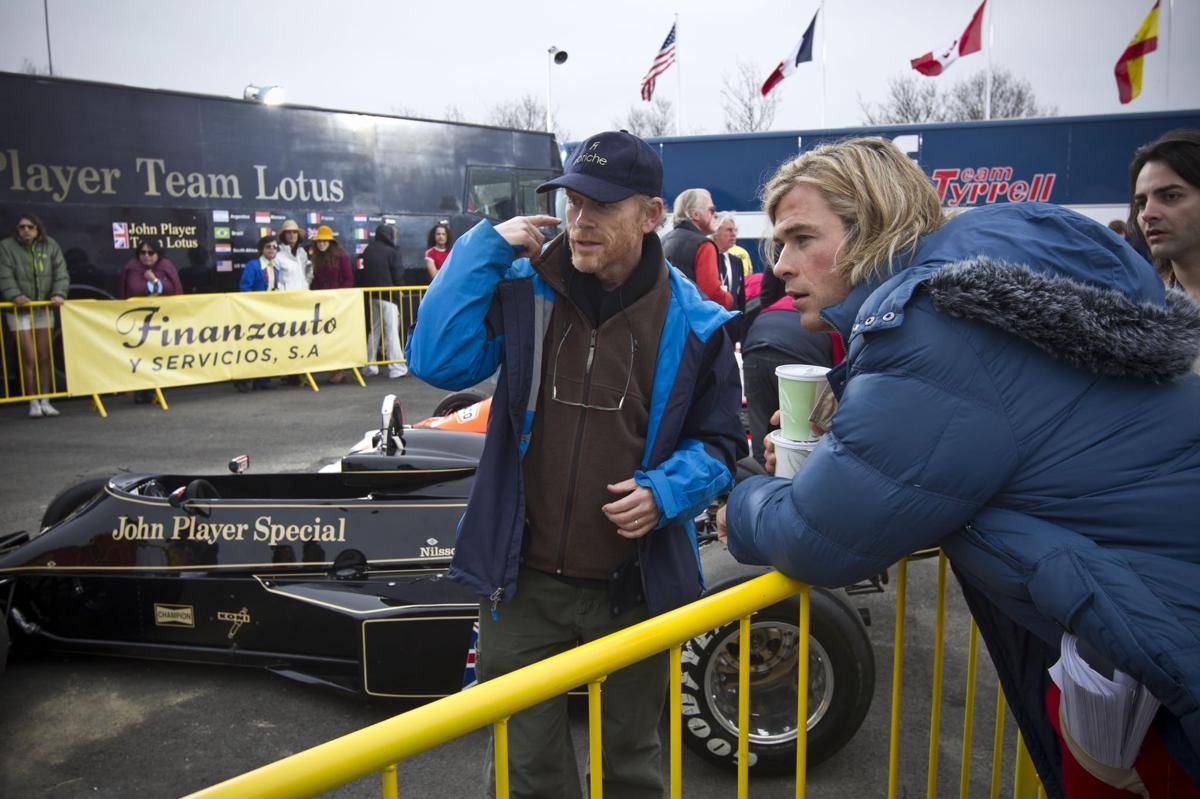 Ron Howard dan Chris Hemsworth di Rush