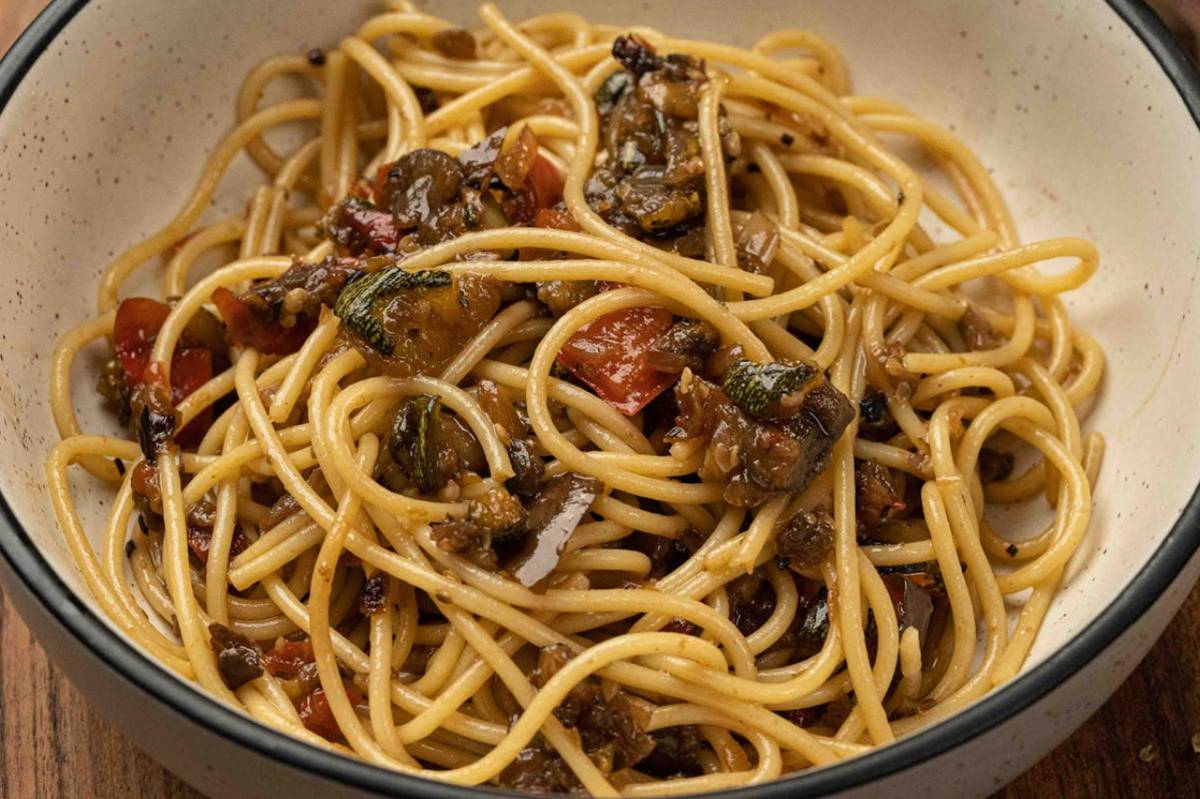 ilustrasi spaghetti alla nerano (pexels.com/gourav sarkar)