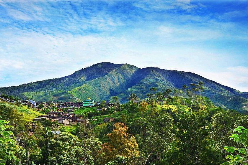 potret Gunung Bismo, Wonosobo (commons.wikimedia.org/Erwinabdillah)