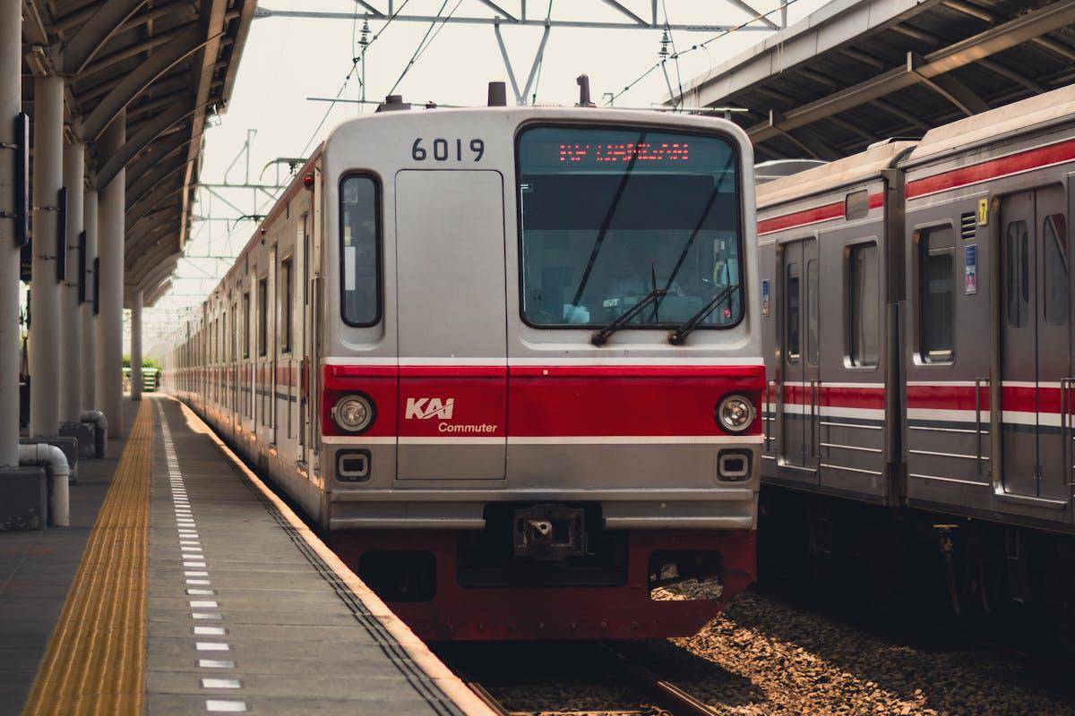 ilustrasi KRL (pexels.com/Defrino Maasy)