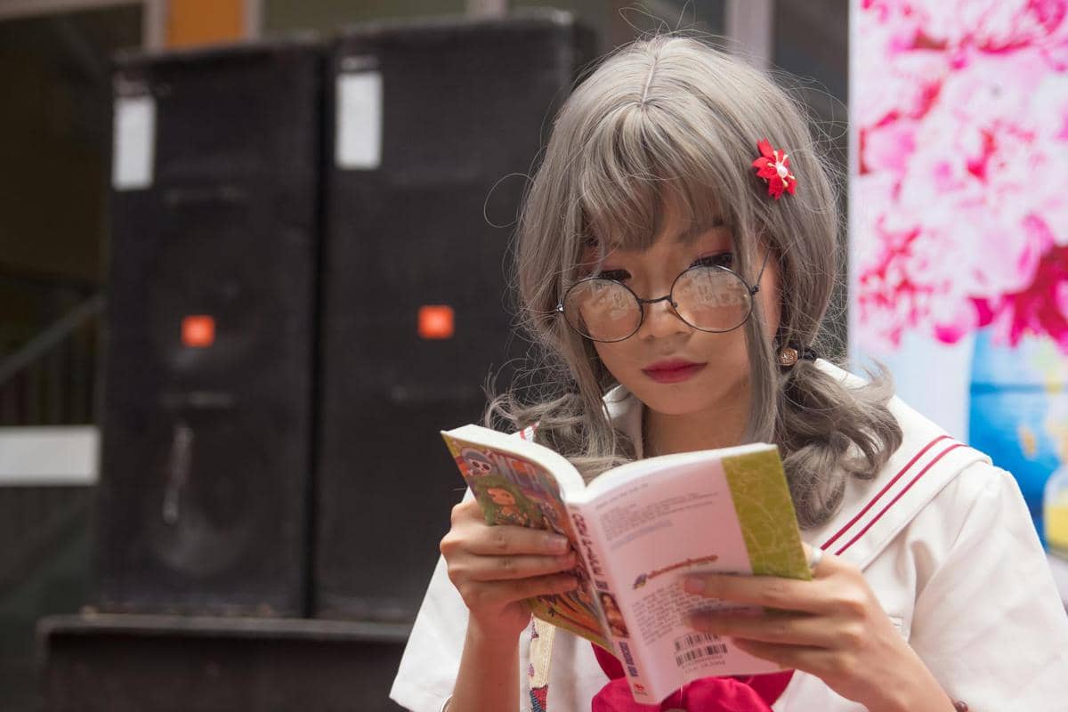 7 Sisi Gelap Kehidupan Mangaka di Balik Kerasnya Industri Manga
