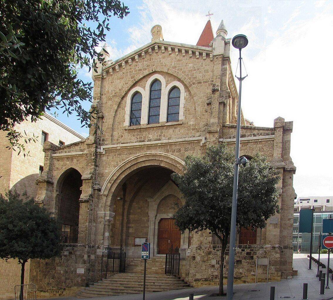 potret Gereja Katedral Saint Louis yang berlokasi di Beirut, Lebanon (commons.wikimedia.org/Gregor Rom)