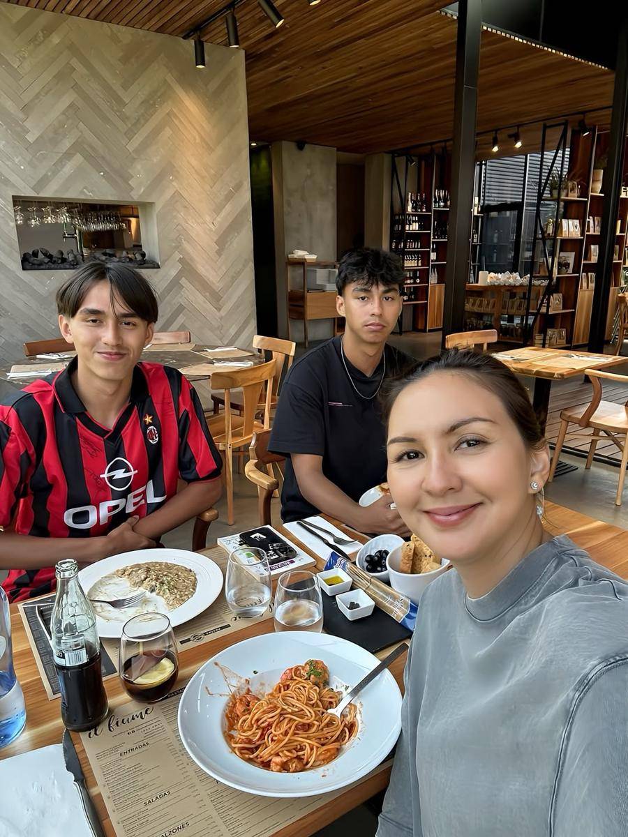 potret Donna Agnesia dan buah hati
